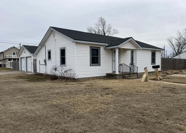 Property at 2512 Gano St, Great Bend, KS 67530, 3 beds, 2 baths