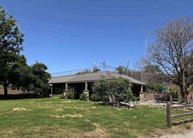 Property at 1052 NE K 156 Hwy, Claflin, KS 67525, 3 beds, 2 baths