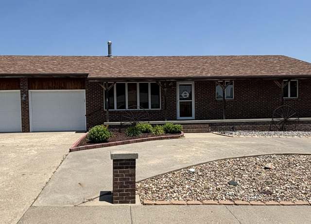 Property at 3708 JP Drive Dr, Hays, KS 67601, 4 beds, 3 baths