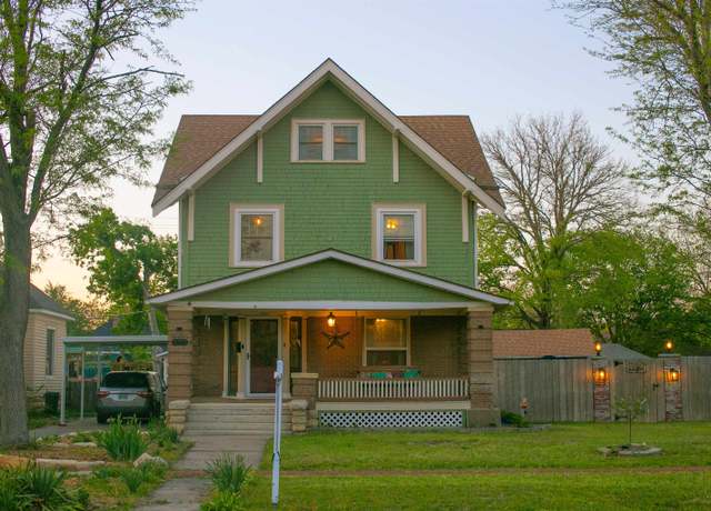 Property at 2534 Broadway Ave, Great Bend, KS 67530, 4 beds, 3 baths