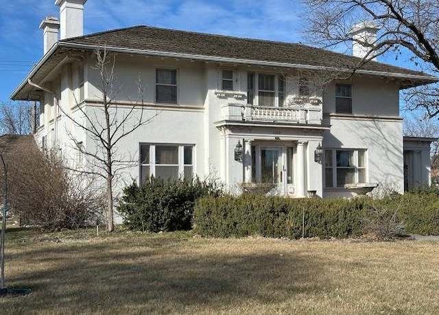 Property at 2500 Broadway Ave Ave, Great Bend, KS 67530, 4 beds, 3.5 baths