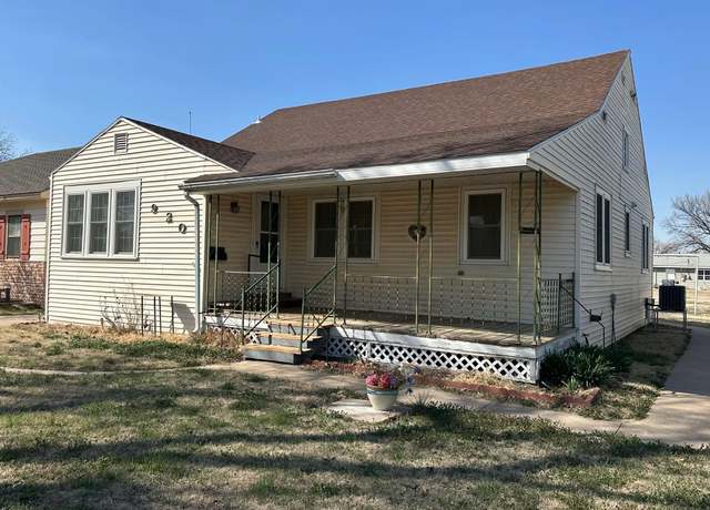 Property at 920 E 6th St, Kinsley, KS 67547, 4 beds, 2 baths