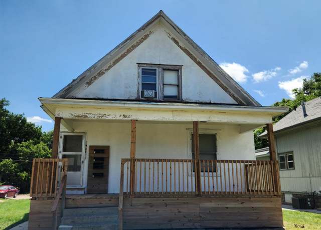 Property at 412 W 8th St St, Hays, KS 67601, 6 beds, 3 baths