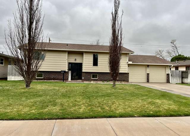 Property at 3413 24th St, Great Bend, KS 67530, 4 beds, 2 baths
