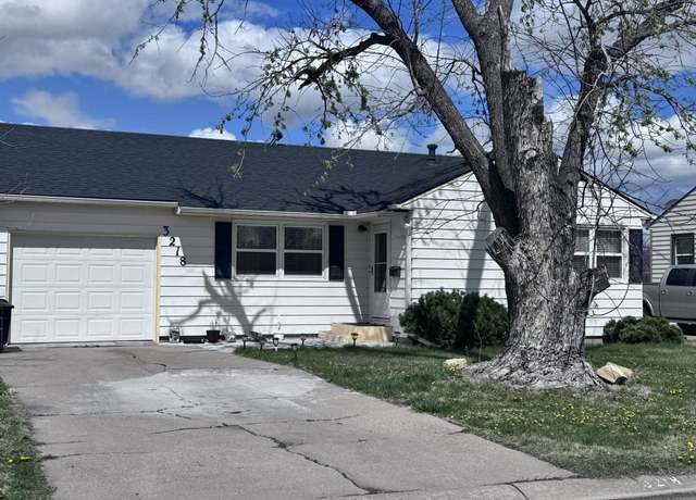 Property at 3218 23rd St, Great Bend, KS 67530, 2 beds, 1 bath