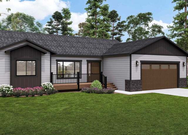 Property at 2003 Maple St, Ellis, KS 67601, 5 beds, 3 baths