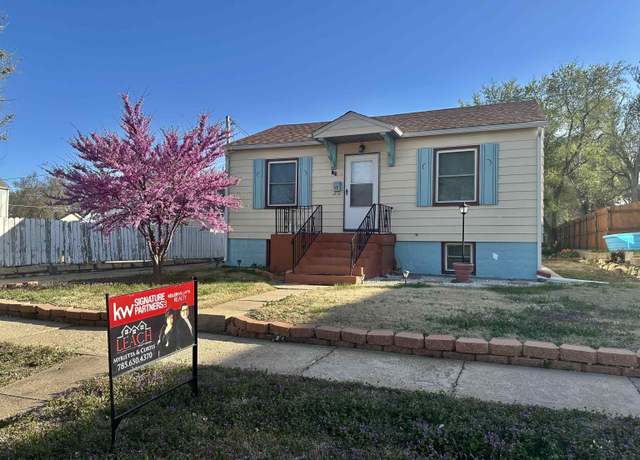 Property at 204 W 16th St, Hays, KS 67601, 4 beds, 1 bath