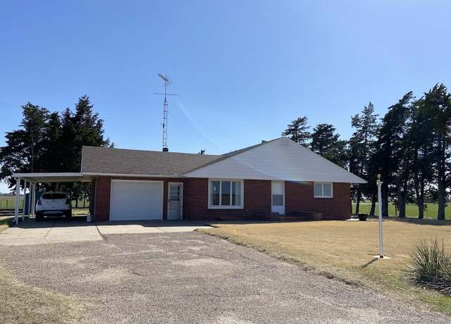 Property at 81 SW 30 Rd, Great Bend, KS 67530, 2 beds, 1 bath