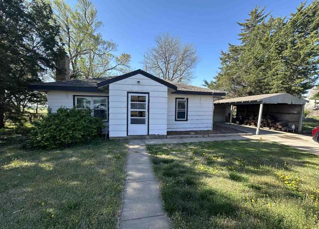 Property at 211 E C St, Ellinwood, KS 67526, 3 beds, 2 baths