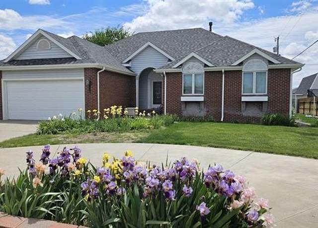 Property at 2518 E 21st St, Hays, KS 67601, 5 beds, 3 baths