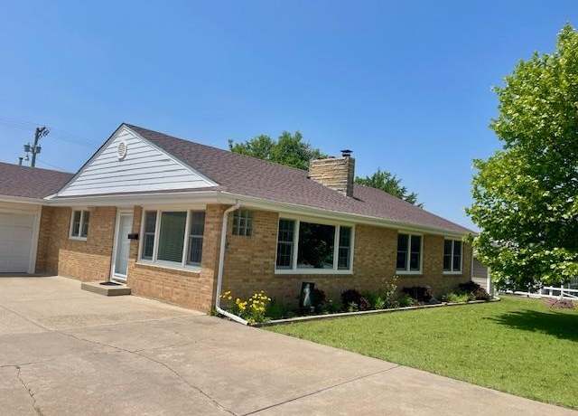 Property at 112 E 22nd St, Hays, KS 67601, 3 beds, 2 baths