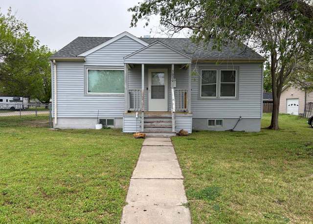 Property at 3020 23rd St, Great Bend, KS 67530, 2 beds, 2 baths