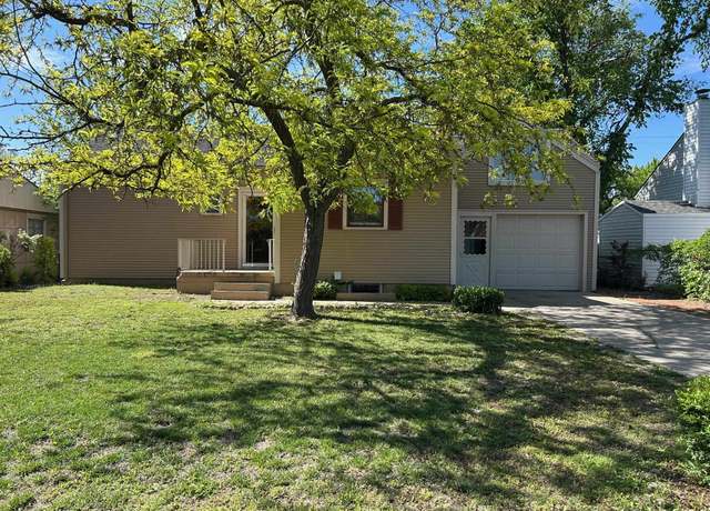 Property at 2531 Mcbride Pkwy, Great Bend, KS 67530, 3 beds, 2 baths