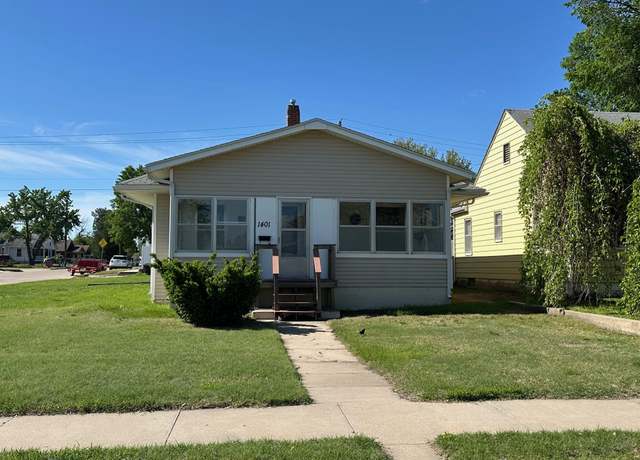 Property at 1401 Park Ave, Great Bend, KS 67530, 2 beds, 1 bath
