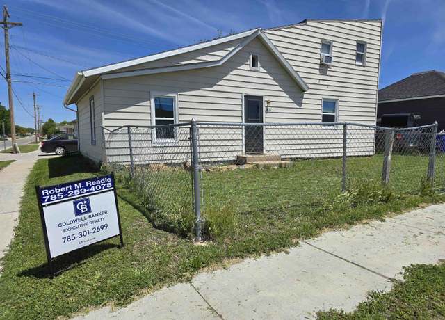 Property at 401 E 11th St St, Hays, KS 67601, 2 beds, 1 bath