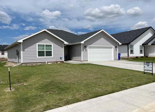 Property at 2603 Maize Ct, Hays, KS 67601, 3 beds, 2 baths