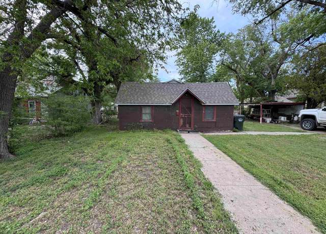 Property at 514 E 4th St, Ellinwood, KS 67526, 1 bed, 1 bath