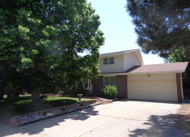 Property at 514 W 31st St, Hays, KS 67601, 3 beds, 3 baths