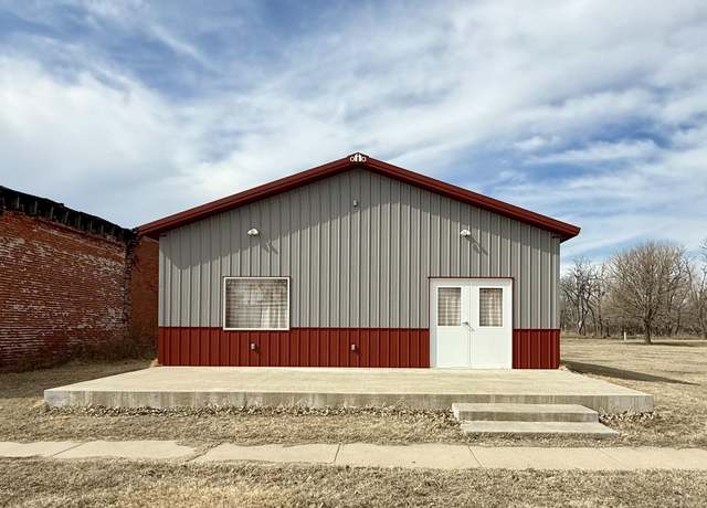 Property at 507 Centre St, Pawnee Rock, KS 67567, 1 bath