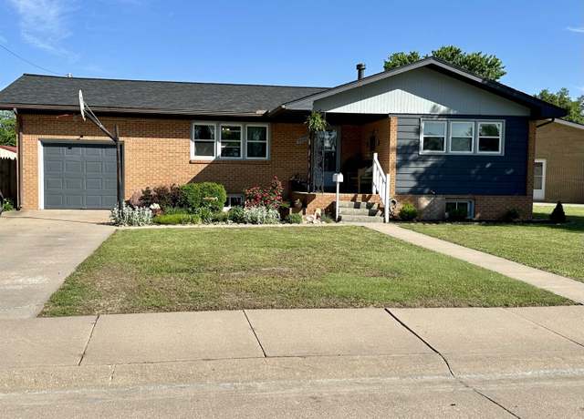 Property at 5533 Eisenhower Ave, Great Bend, KS 67530, 4 beds, 1.75 baths