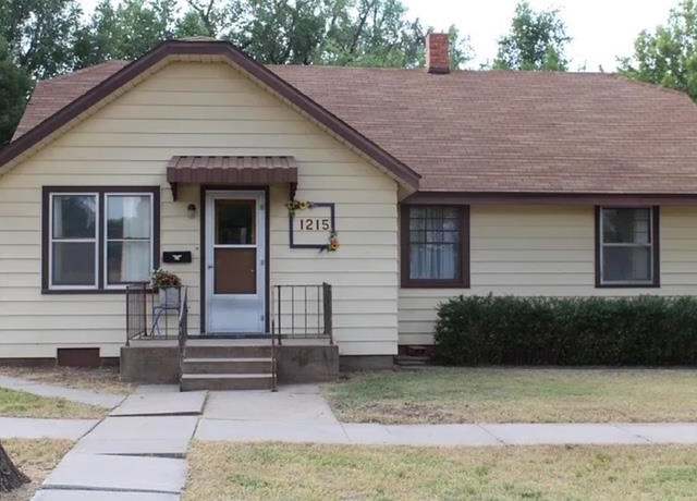 Property at 1215 Kansas St, Larned, KS 67550, 3 beds, 1 bath