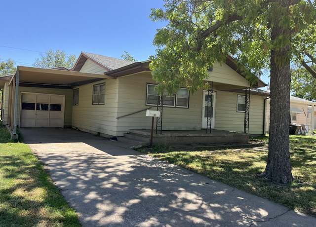 Property at 2604 Williams St, Great Bend, KS 67530, 3 beds, 1 bath