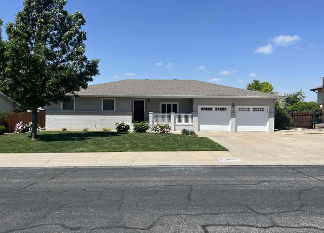 Property at 3003 Cherry Hill Dr, Hays, KS 67601, 6 beds, 3 baths