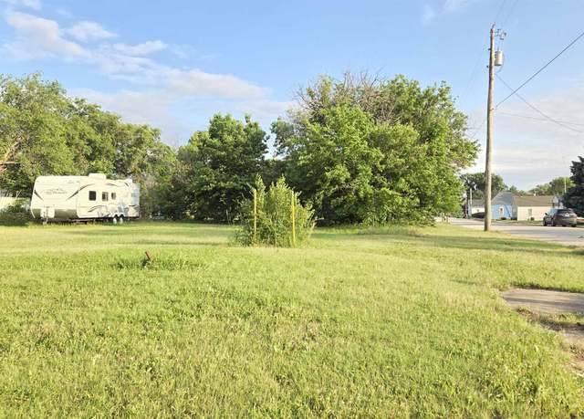 Property at 1106 Cedar St, Victoria, KS 67671