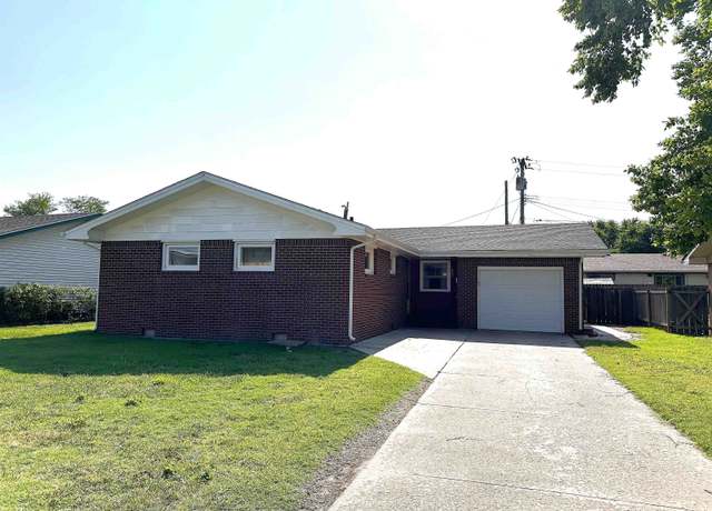 Property at 1007 Wilson St, Great Bend, KS 67530, 3 beds, 2 baths