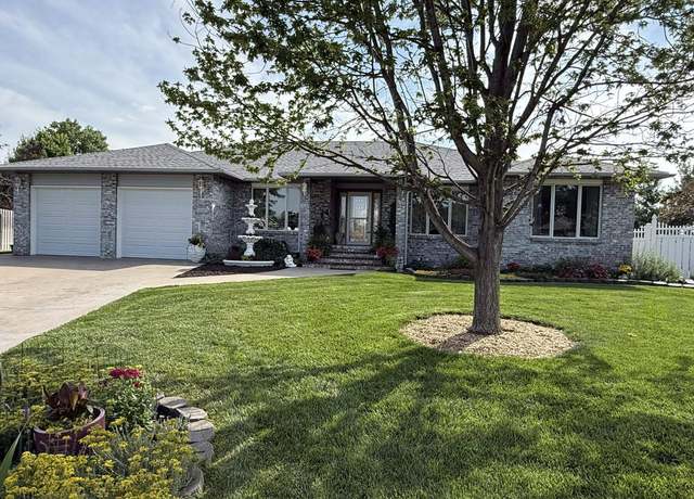 Property at 2609 Tanglewood St St, Great Bend, KS 67530, 3 beds, 3 baths