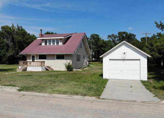 Property at 208 N Blakely St St, Logan, KS 67646, 4 beds, 2 baths