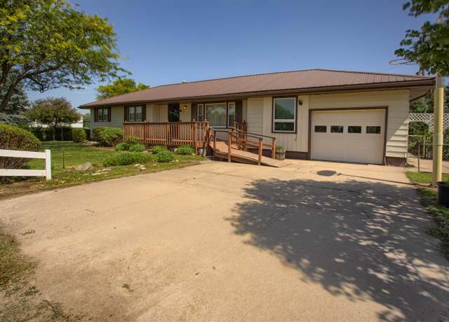 Property at 1345 College St St, Hays, KS 67601, 5 beds, 2 baths