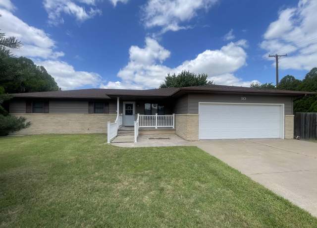 Property at 10 Jay St, Russell, KS 67665, 3 beds, 2 baths