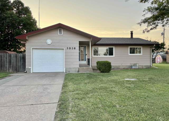 Property at 1016 Coolidge St. St, Great Bend, KS 67530, 4 beds, 2 baths