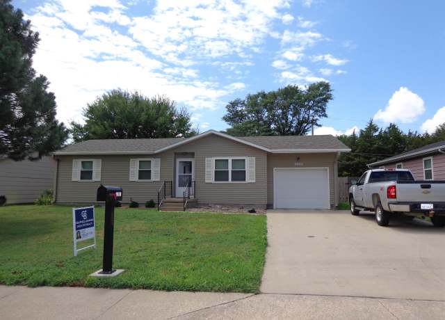 Property at 3005 Indian Trl, Hays, KS 67601, 4 beds, 2 baths