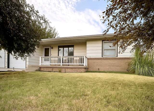 Property at 1313 E 30th St St, Hays, KS 67601, 5 beds, 3 baths
