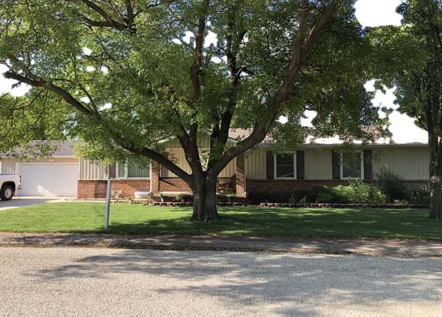 Property at 204 Craig St St, Ellinwood, KS 67530, 4 beds, 3 baths