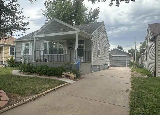 Property at 2543 20th St St, Great Bend, KS 67530, 4 beds, 2 baths