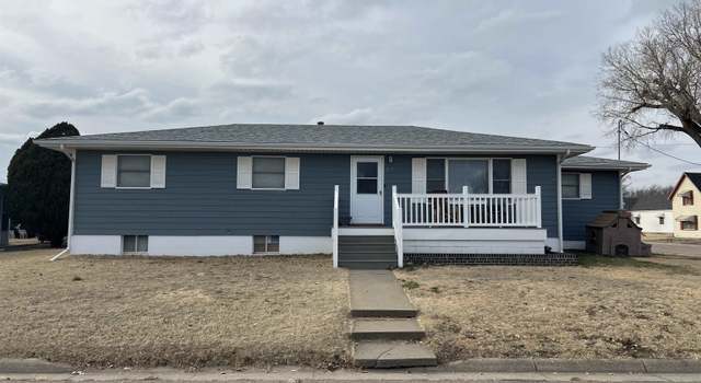 Photo of 211 Church St, Schoenchen, KS 67667
