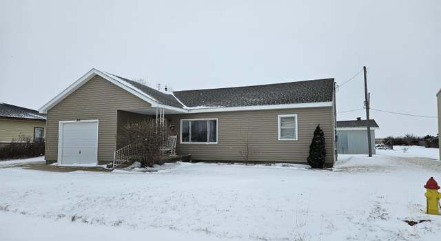 Photo of 210 Arapahoe St, Schoenchen, KS 67667