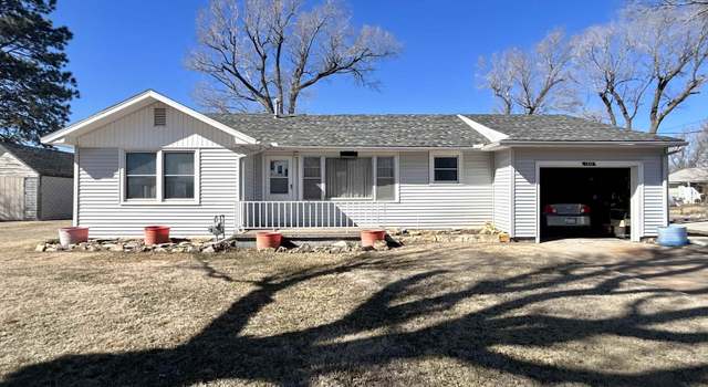Photo of 100 Illinois Ave, Holyrood, KS 67450