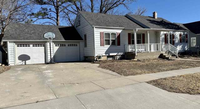 Photo of 114 Ash St, Hays, KS 67601