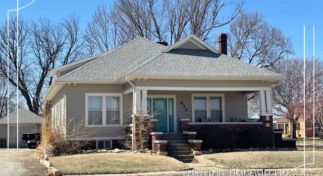 Photo of 636 N Fossil St, Russell, KS 67665