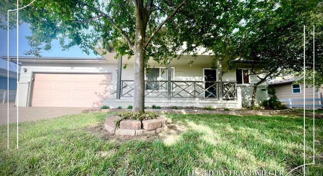 Photo of 107 Cindy Dr, Russell, KS 67665