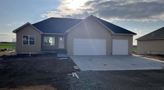Photo of 404 Pray Dr, Hays, KS 67601