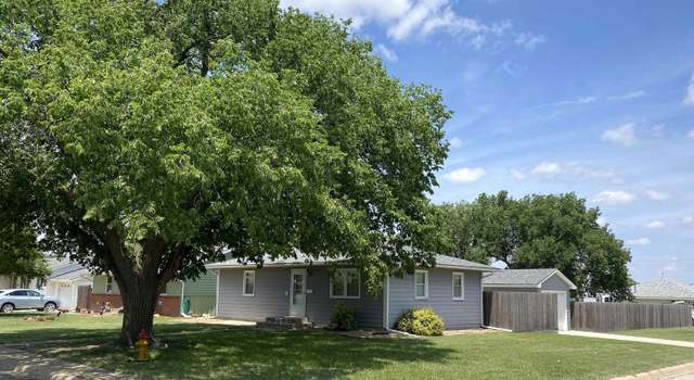 Photo of 411 E 17th St, Ellis, KS 67637