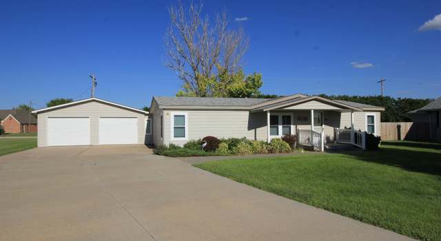 Photo of 21 Hackberry Dr, Quinter, KS 67752