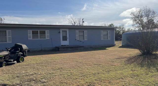 Photo of 109 S Pearl St, St. John, KS 67576