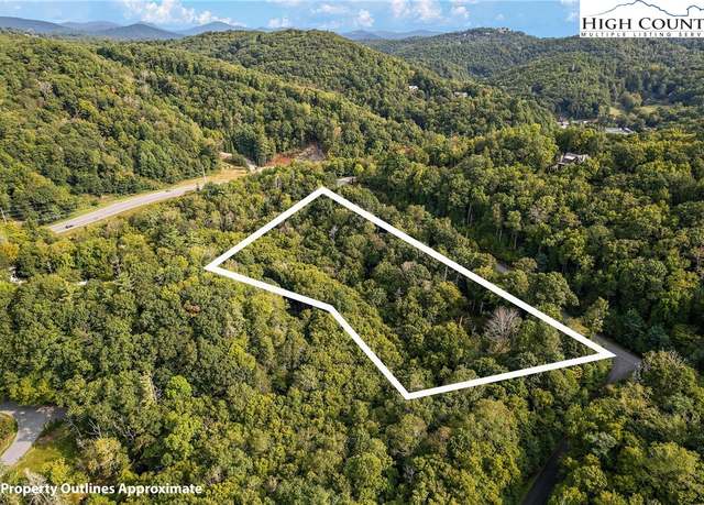 Property at 129 & 130 Firethorn Trl, Blowing Rock, NC 28605