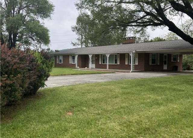 Property at 94 Kemp St, Sparta, NC 28675, 4 beds, 3 baths